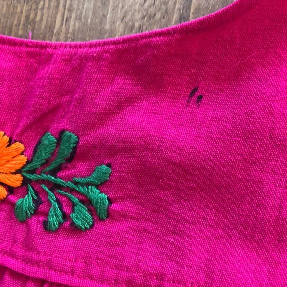 Authentic Mexican Embroidered Blouse Sleeveless - Picture 9 of 10